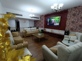 شقة كبيرة وفخمة large and luxury two bedroom